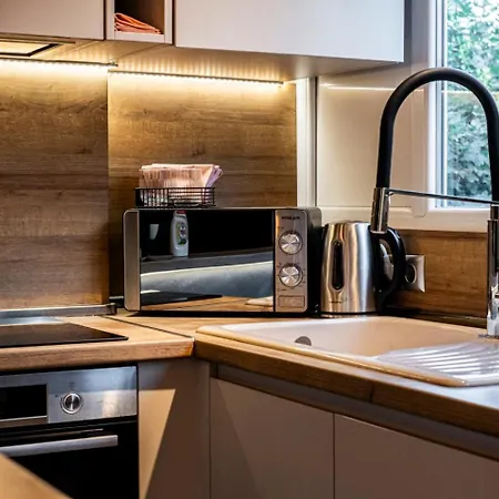 Kim Centre * בורגאס